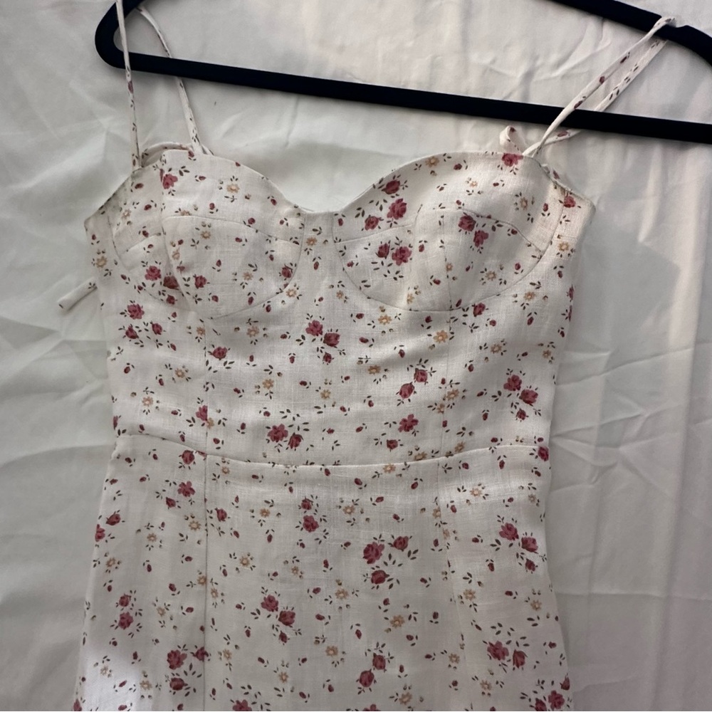 REFORMATION SIZE 0 White floral linen dress